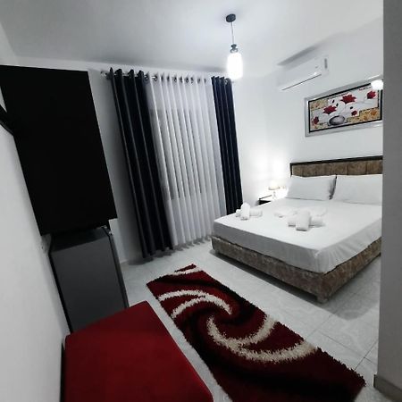 Guest House Marjo Berat Bagian luar foto