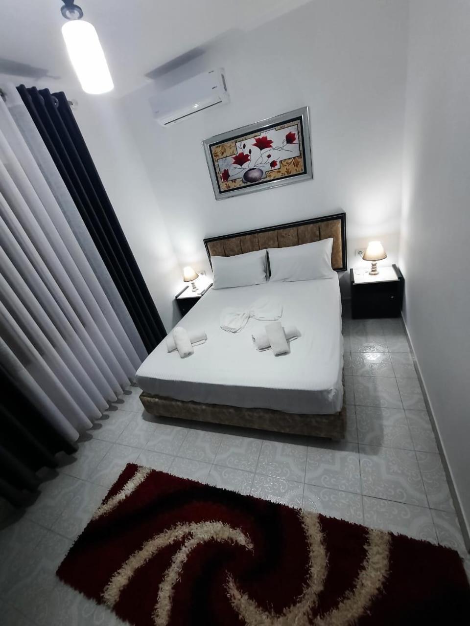 Guest House Marjo Berat Bagian luar foto