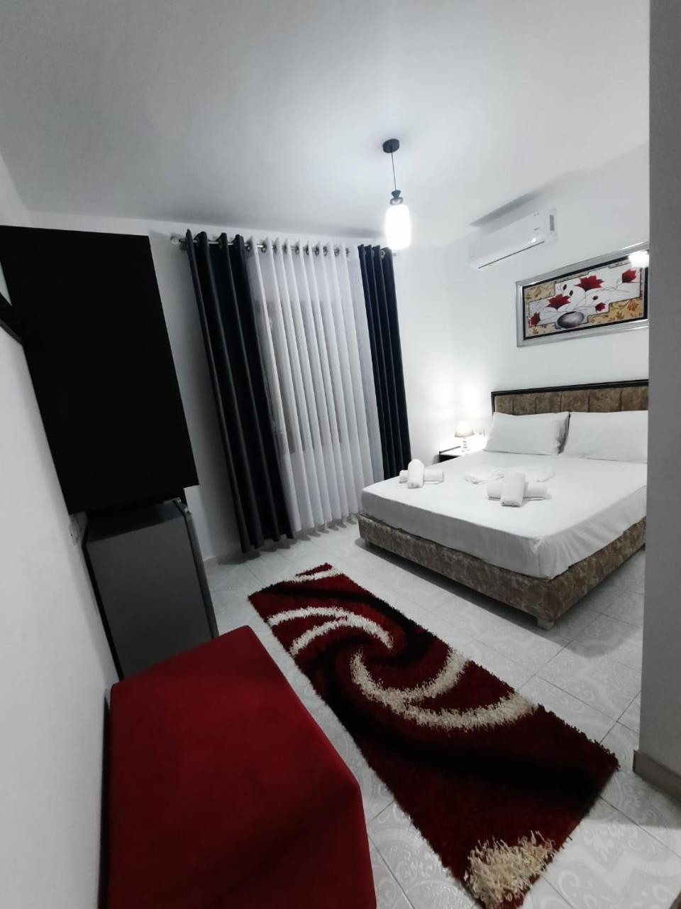 Guest House Marjo Berat Bagian luar foto