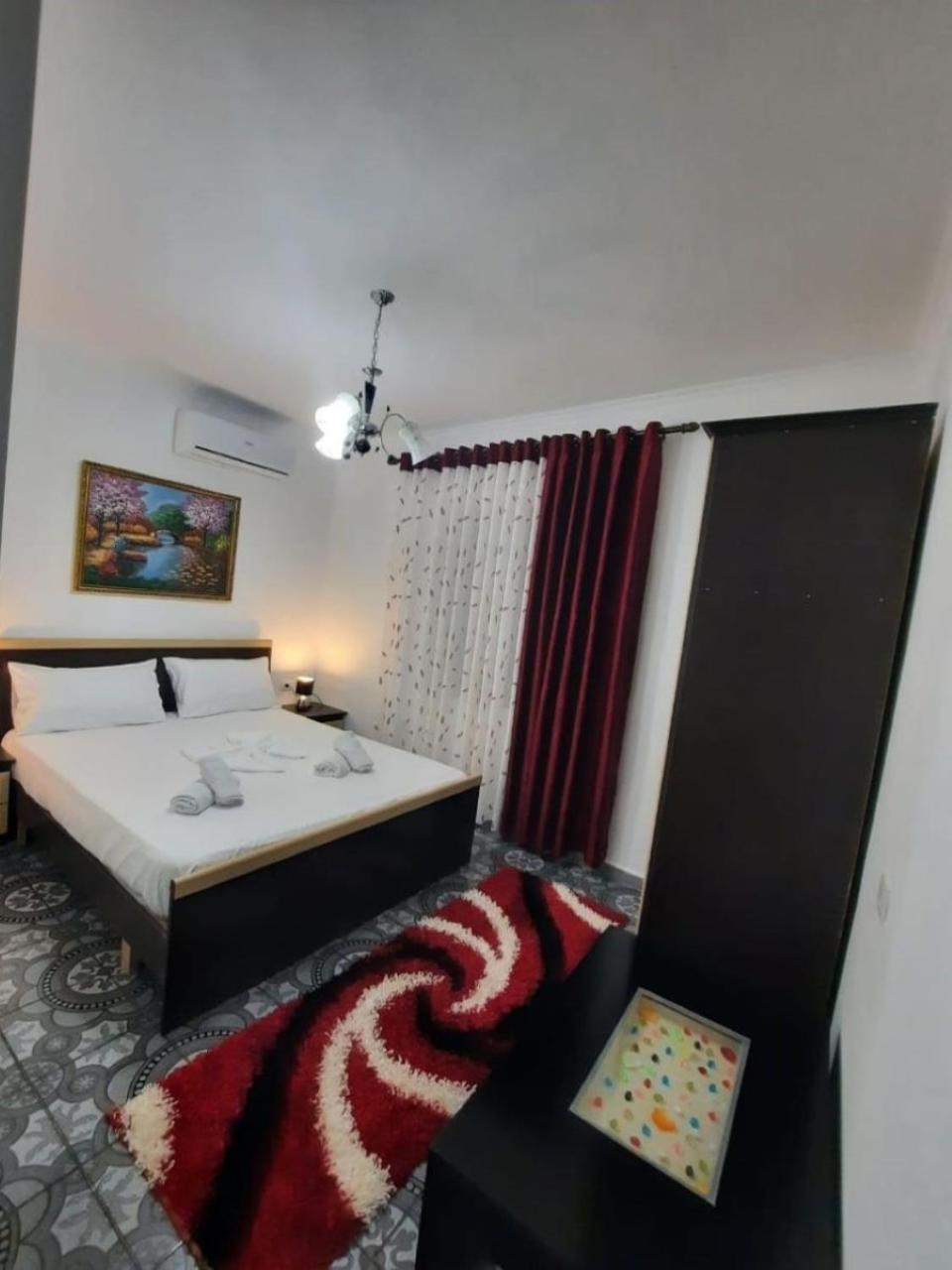 Guest House Marjo Berat Bagian luar foto