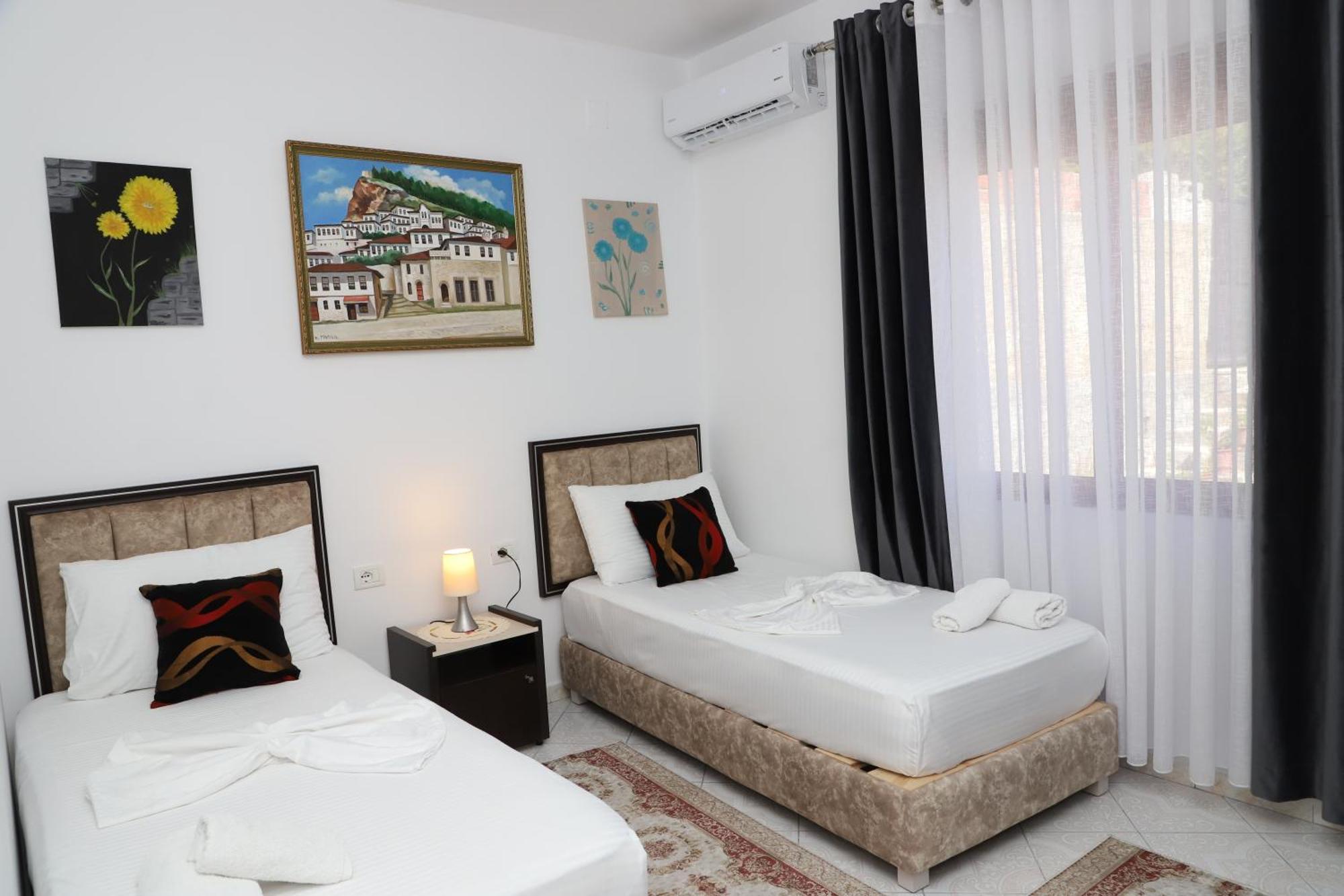 Guest House Marjo Berat Bagian luar foto
