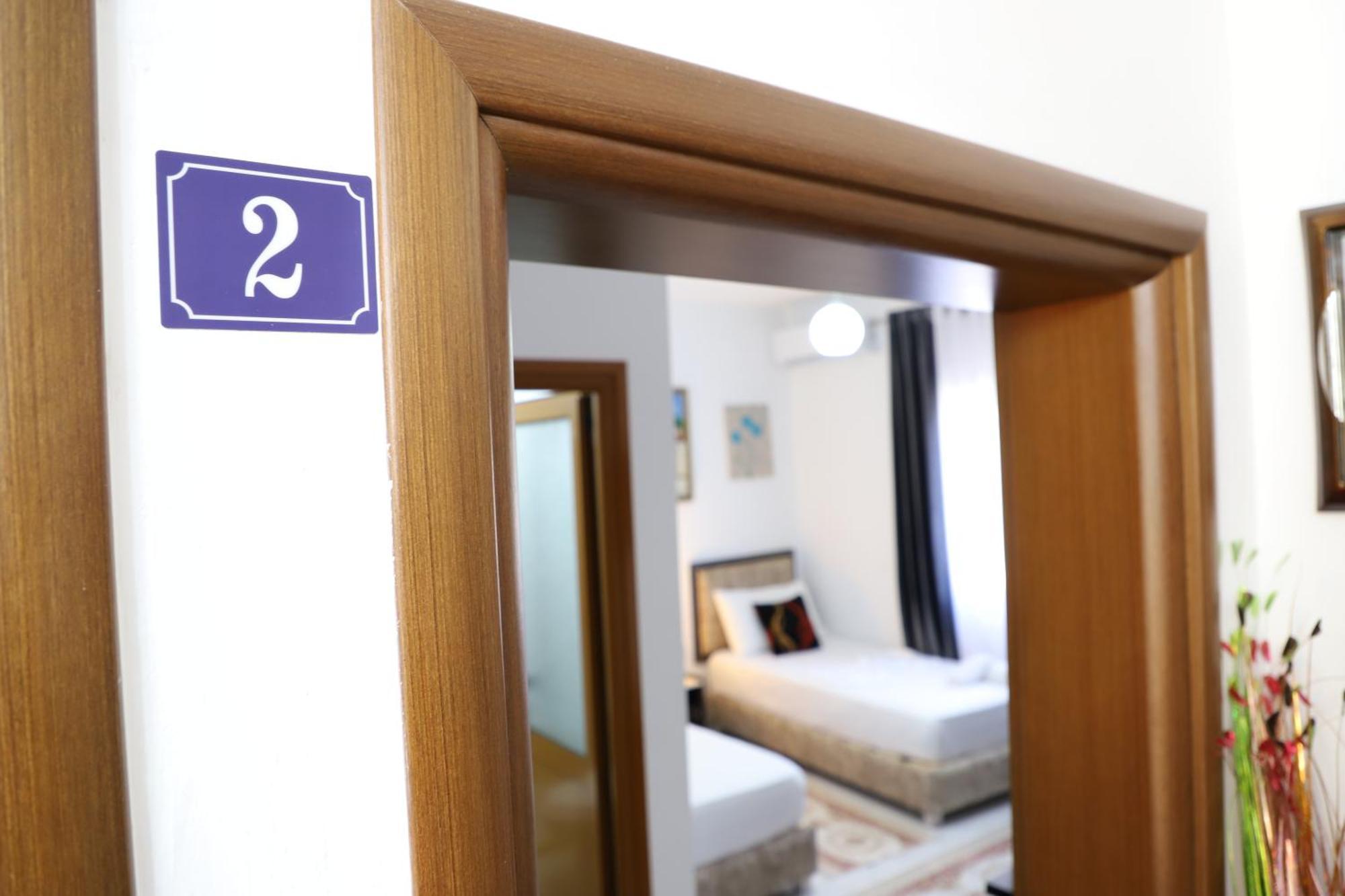 Guest House Marjo Berat Bagian luar foto